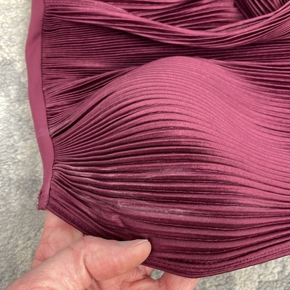 NWT Tavi Pleated Bra Tank Athletic Garnet Cabernet Maroon Sz XS - Picture 10 of 15